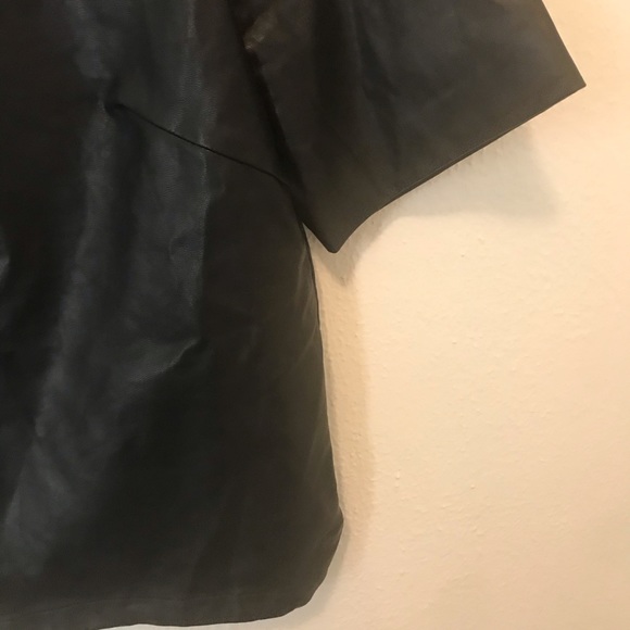 Forever 21 Black leather crop top - Picture 4 of 5